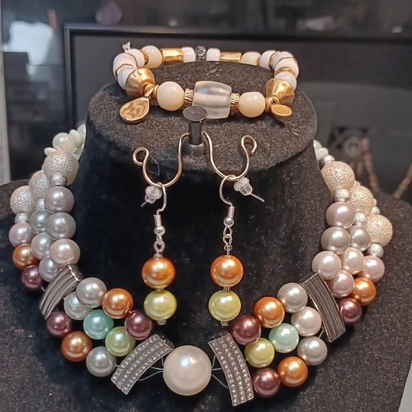 Rhonni Re Jewelry - Multicolor Vintage Pearlesque Jewelry Set